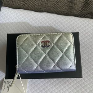 Chanel iridescent coin wallet 🦄🦄🦄